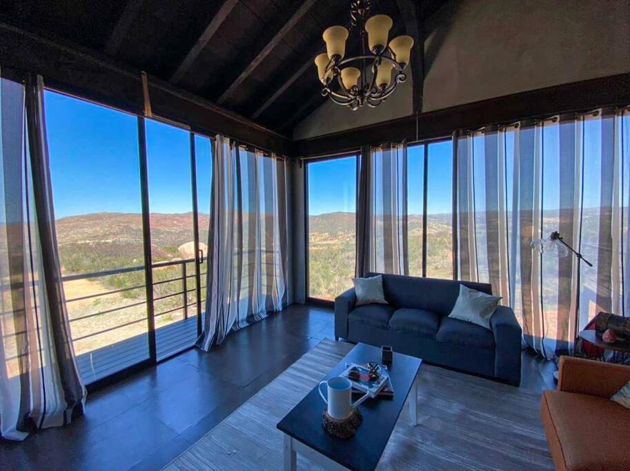 Cabana Valzam 2 Entre Vinedos Rancho Tecate Resort Екстериор снимка