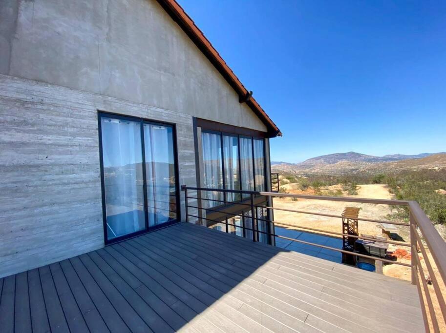 Cabana Valzam 2 Entre Vinedos Rancho Tecate Resort Екстериор снимка